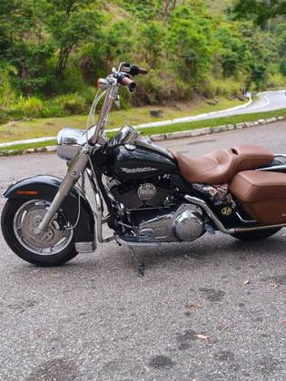 HARLEY-DAVIDSON ROAD KING CUSTOM HARLEY-DAVIDSON ROAD KING CUSTOM